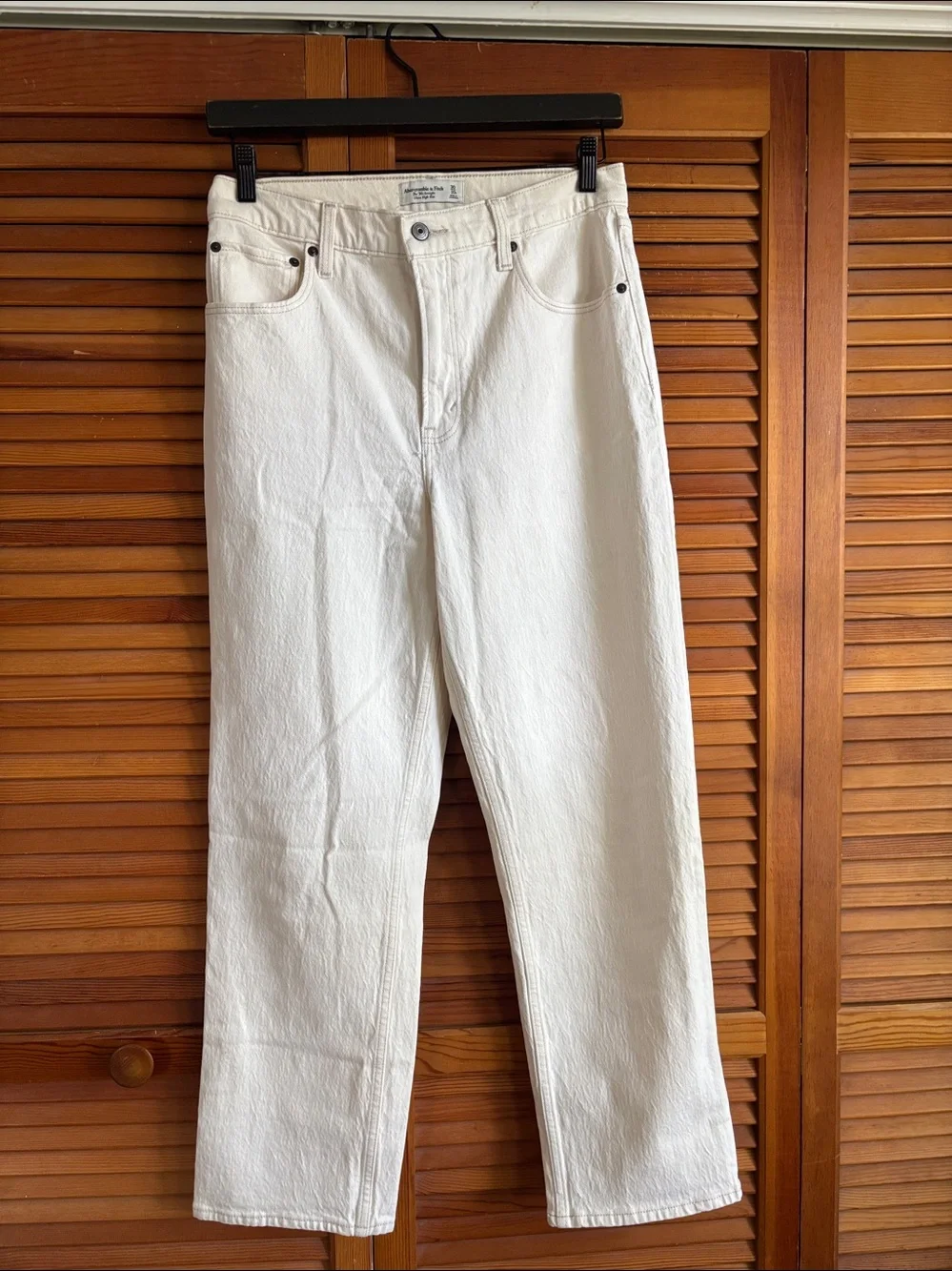 Abercrombie & Fitch The 90’s Straight Ultra High-Rise Off-White Jeans Size 30/10